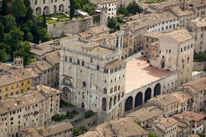 Gino'S House In Old Town.. Villa Gubbio Exterior photo